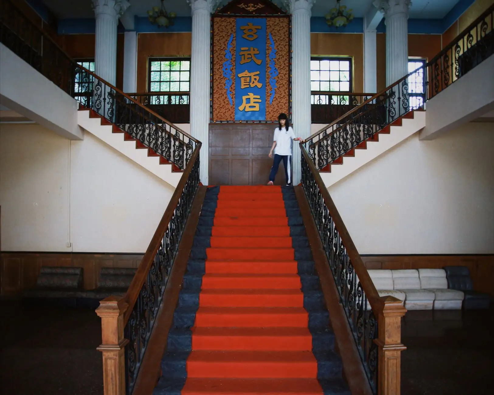 学之门教学设备技术参数对比：从教具开发到教育课程适配性分析