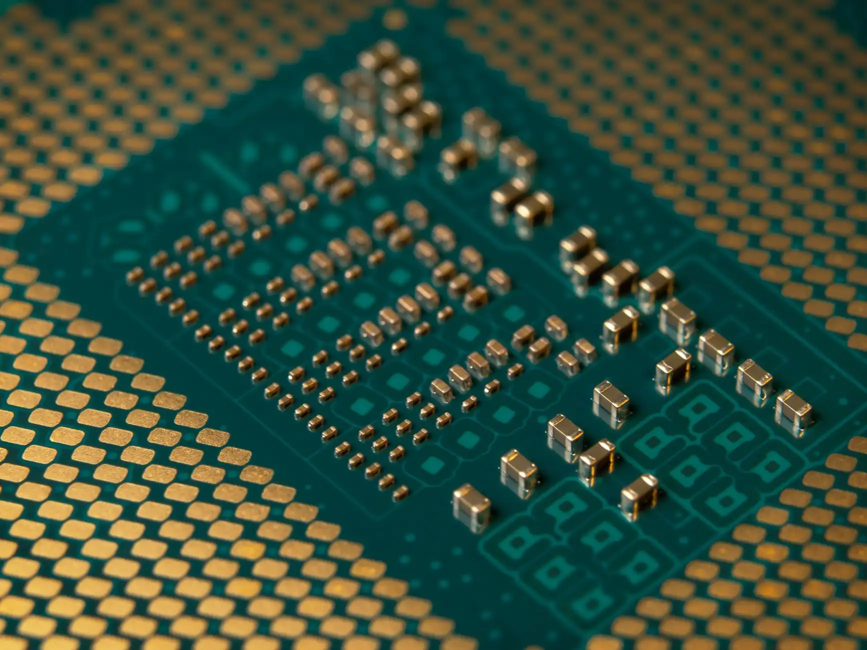 教育课程研发中教学设备选型与适配性分析