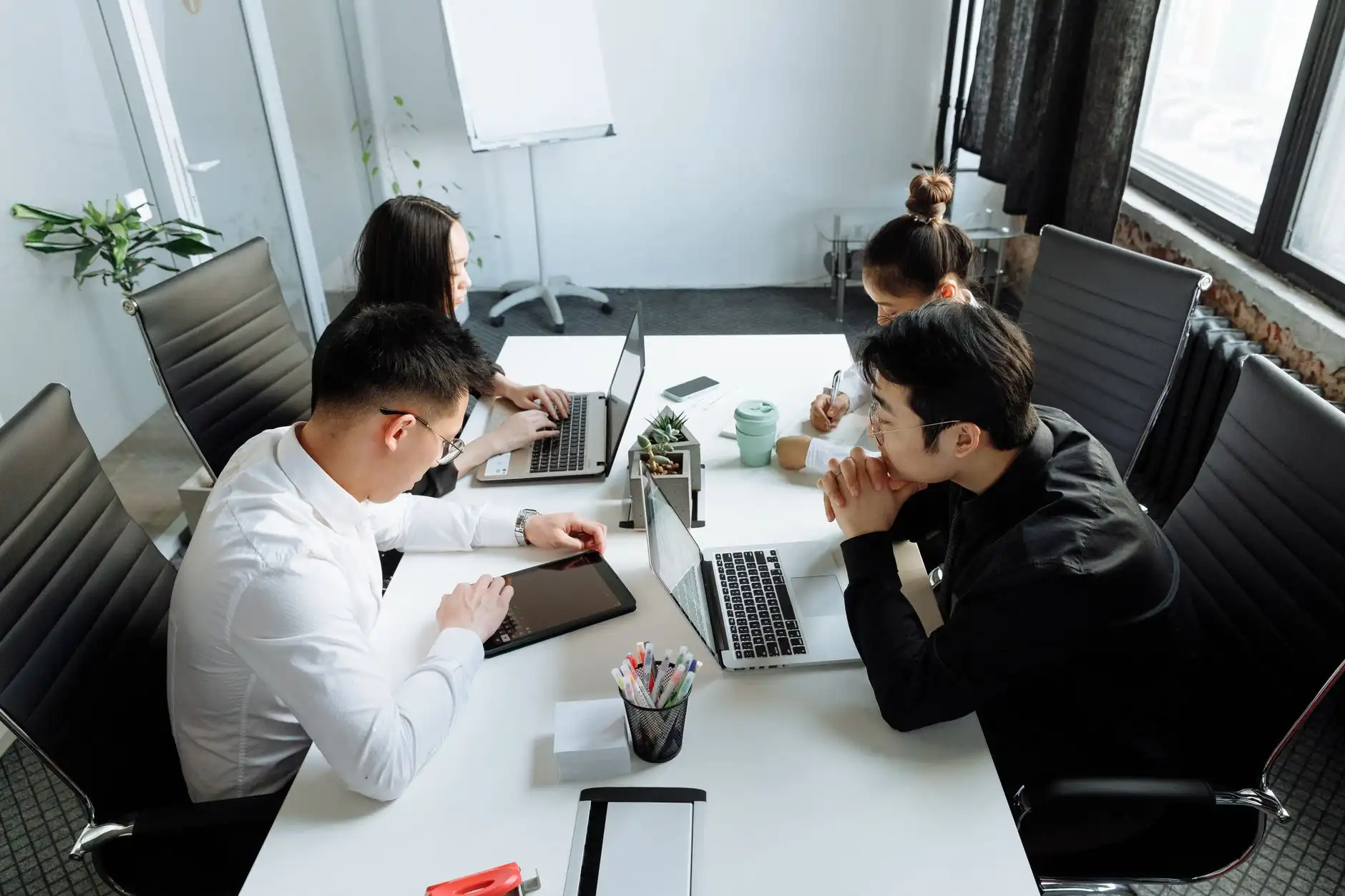 教育课程研发中教学设备选型的关键技术指标分析