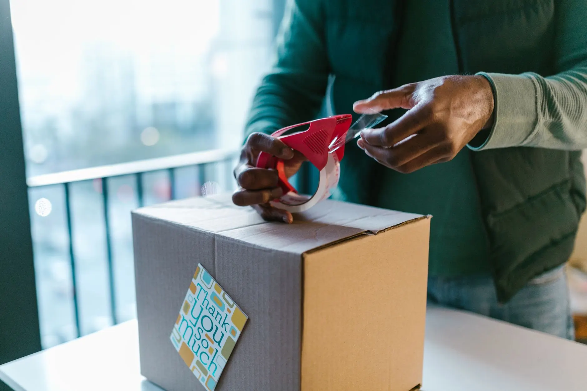 教学设备与教具开发对比：自研教具和标准化教具怎么选
